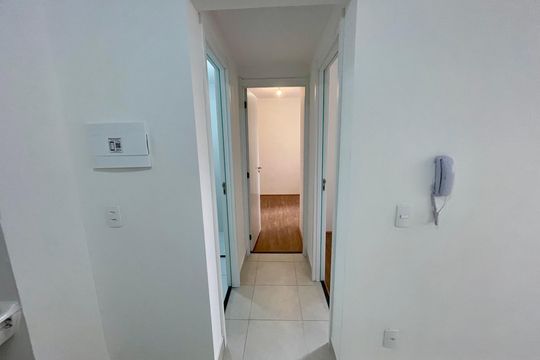 Corredor de apartamento à venda com 2 quartos, 33m² em Parque Novo Mundo, Guarulhos