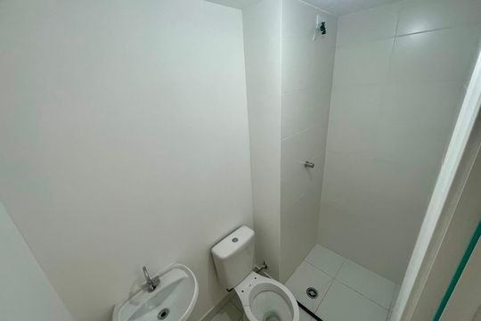 Banheiro de apartamento à venda com 2 quartos, 33m² em Parque Novo Mundo, Guarulhos