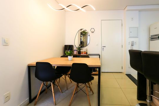 Sala de apartamento para alugar com 2 quartos, 48m² em Vila Andrade, São Paulo