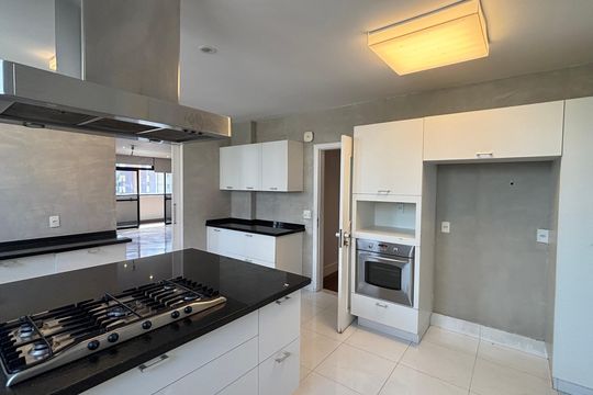 Cozinha de apartamento à venda com 4 quartos, 270m² em Jardim, Santo André
