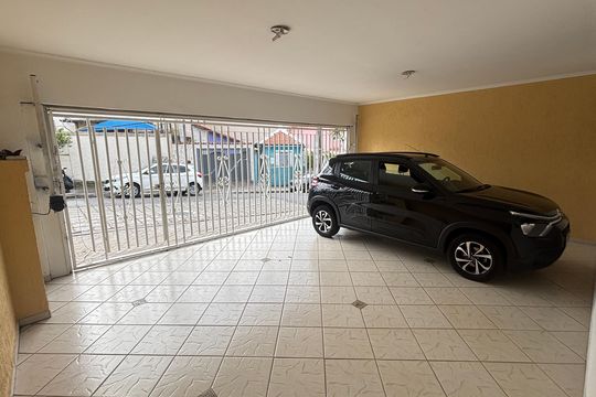 Garagem de casa à venda com 3 quartos, 240m² em Vila Metalúrgica, Santo André