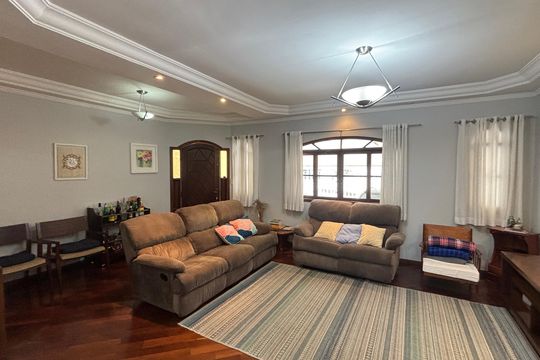 Sala de casa à venda com 3 quartos, 240m² em Vila Metalúrgica, Santo André