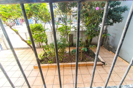 Vista do Quarto 1 de casa para alugar com 4 quartos, 200m² em Jardim Soraia, São Paulo