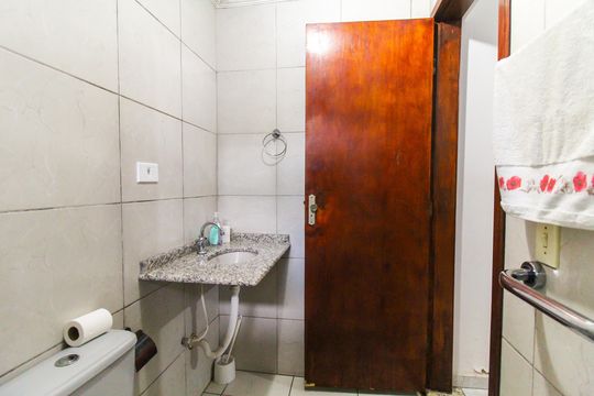 Banheiro 2 de casa para alugar com 4 quartos, 200m² em Jardim Soraia, São Paulo