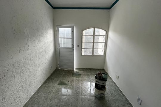 Casa para alugar com 1 quarto, 100m² em Qr 605, Brasília