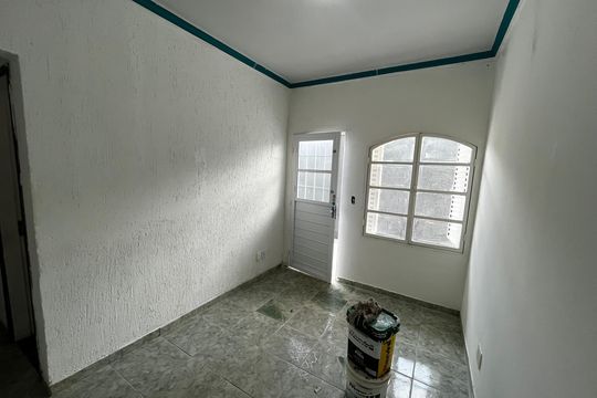Sala de casa para alugar com 1 quarto, 100m² em Qr 605, Brasília