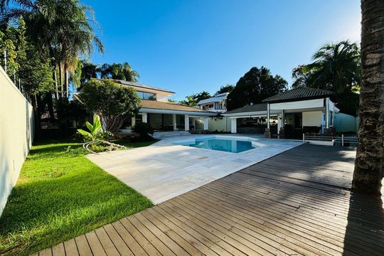 Casa à venda com 4 quartos, 1199m² em Bandeirantes (Pampulha), Belo Horizonte