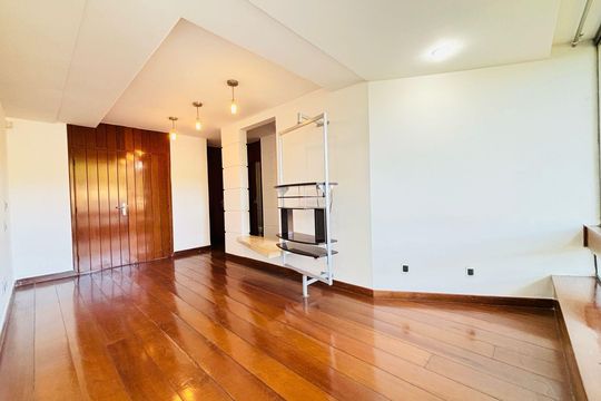 Casa à venda com 4 quartos, 1199m² em Bandeirantes (Pampulha), Belo Horizonte