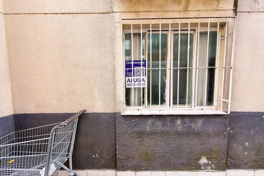 Plaquinha de apartamento para alugar com 2 quartos, 50m² em Jardim Olinda, São Paulo