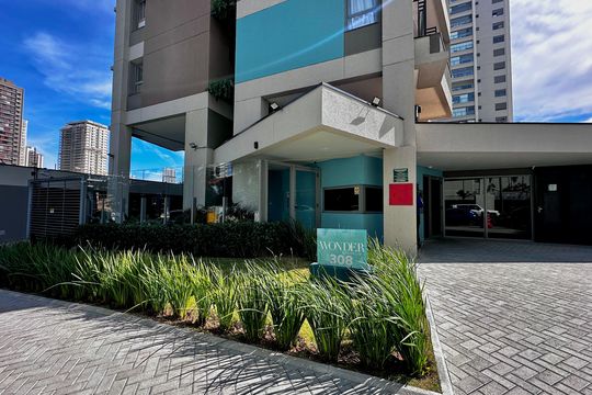 Fachada de kitnet/studio para alugar com 1 quarto, 25m² em Jardim das Acacias, São Paulo