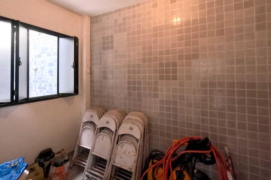 Quarto de Serviço  de casa para alugar com 4 quartos, 250m² em Gonzaga, Santos