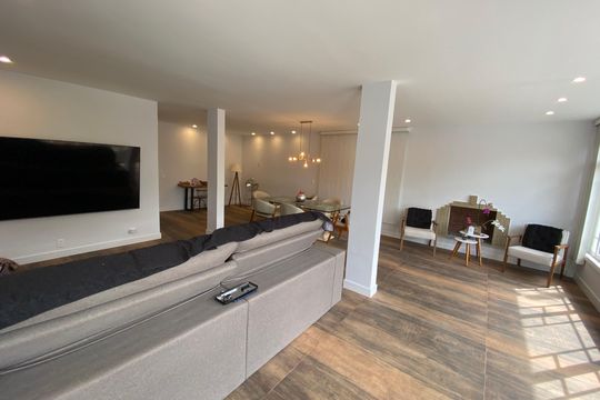 Casa à venda com 6 quartos, 600m² em Taquara, Rio de Janeiro