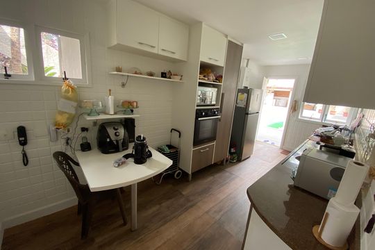 Cozinha de casa à venda com 6 quartos, 600m² em Taquara, Rio de Janeiro