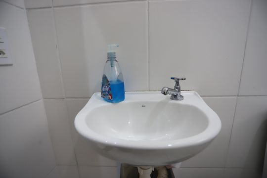 Banheiro de apartamento para alugar com 2 quartos, 40m² em Jardim Suzanopolis, Suzano