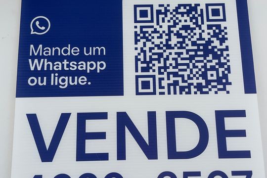 Placa de casa para alugar com 3 quartos, 180m² em Jardim Maringá, São Paulo