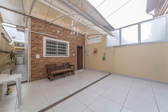 Quintal de casa para alugar com 2 quartos, 125m² em Vila do Encontro, São Paulo