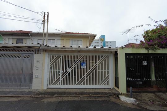Fachada de casa para alugar com 2 quartos, 125m² em Vila do Encontro, São Paulo