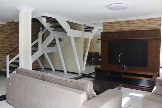 Casa de Condomínio à venda com 5 quartos, 303m² em Anil, Rio de Janeiro