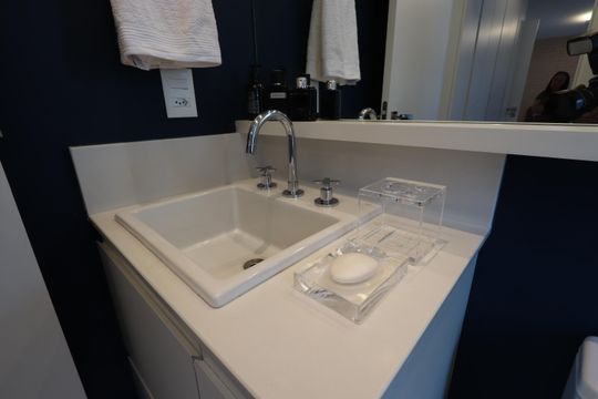 Banheiro da Suíte 1 de apartamento à venda com 2 quartos, 113m² em Vila Clementino, São Paulo