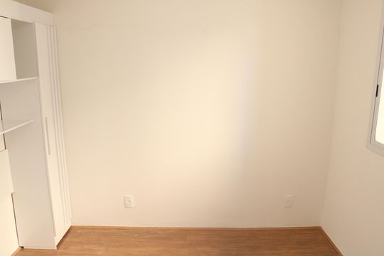 Quarto 2 de apartamento à venda com 2 quartos, 35m² em Parque Industrial Tomas Edson, São Paulo