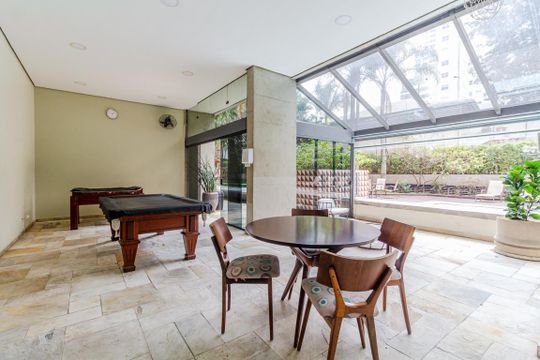 Área comum - Espaço de Jogos de apartamento para alugar com 2 quartos, 106m² em Pinheiros, São Paulo
