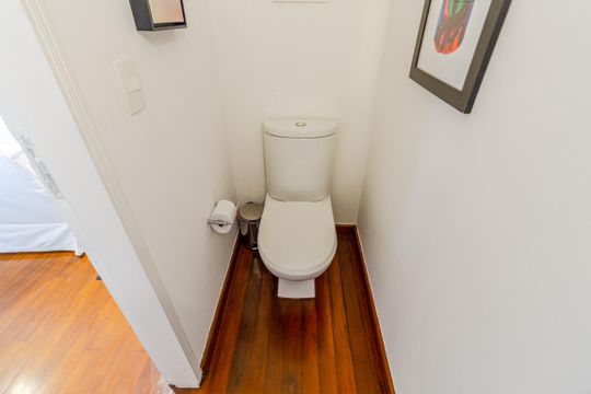 Lavabo de apartamento para alugar com 2 quartos, 106m² em Pinheiros, São Paulo