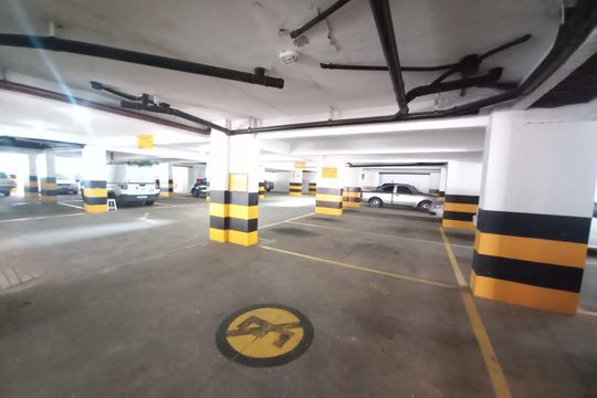 Garagem de apartamento para alugar com 1 quarto, 38m² em Centro, São Vicente