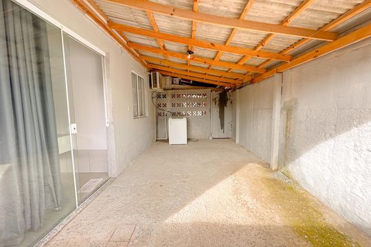 Garagem de apartamento para alugar com 1 quarto, 30m² em São João do Rio Vermelho, Florianópolis