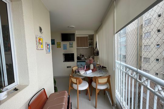 Varanda de apartamento à venda com 3 quartos, 95m² em Jardim Lucia, São Paulo