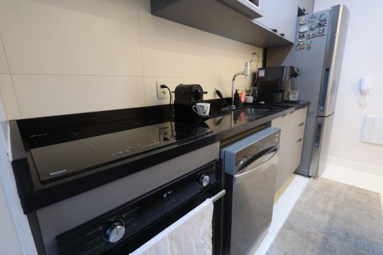 Cozinha de apartamento à venda com 2 quartos, 74m² em Vila Mariana, São Paulo