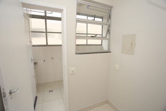 Quarto de Serviço de apartamento para alugar com 3 quartos, 100m² em Coracao de Jesus, Belo Horizonte