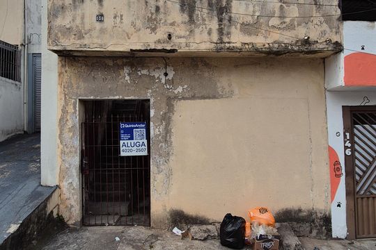 fachada de casa para alugar com 1 quarto, 35m² em Baeta Neves, São Bernardo do Campo