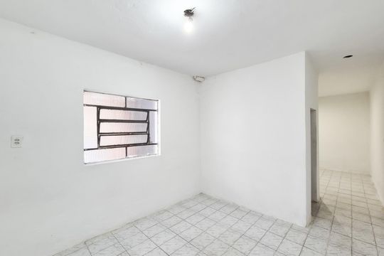 Casa para alugar com 1 quarto, 35m² em Baeta Neves, São Bernardo do Campo