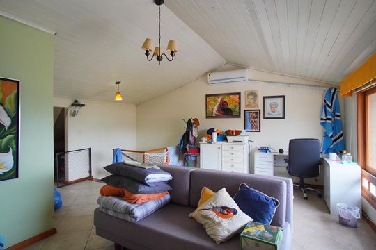 Sala 2 de casa à venda com 3 quartos, 160m² em Vila Jardim, Porto Alegre