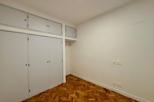 Quarto 2 de apartamento à venda com 3 quartos, 165m² em Copacabana, Rio de Janeiro
