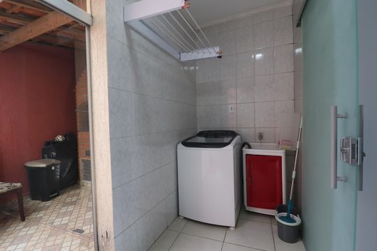 Área de Serviço de casa à venda com 3 quartos, 150m² em Vila Camilópolis, Santo André