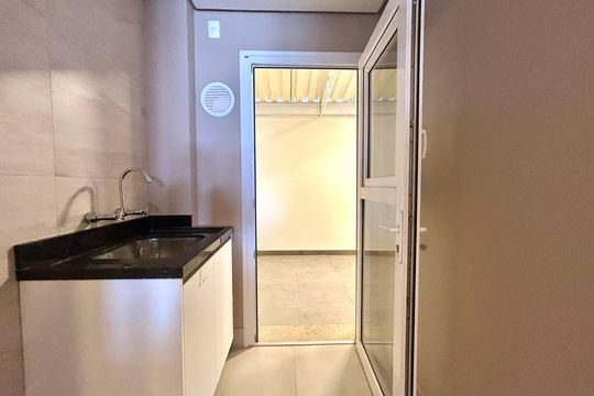 Área de Serviço de casa de condomínio para alugar com 4 quartos, 180m² em Cacupé, Florianópolis