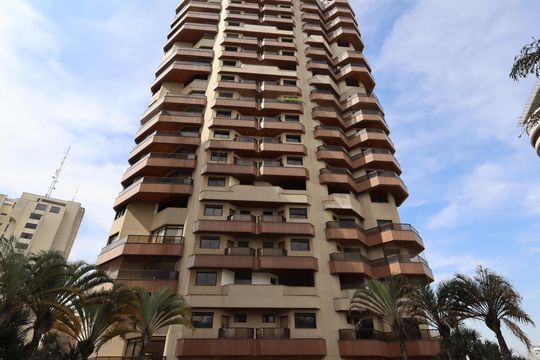 Fachada de apartamento para alugar com 4 quartos, 637m² em Vila Andrade, São Paulo
