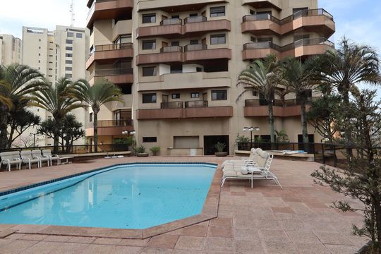 Área comum - Piscina de apartamento para alugar com 4 quartos, 637m² em Vila Andrade, São Paulo