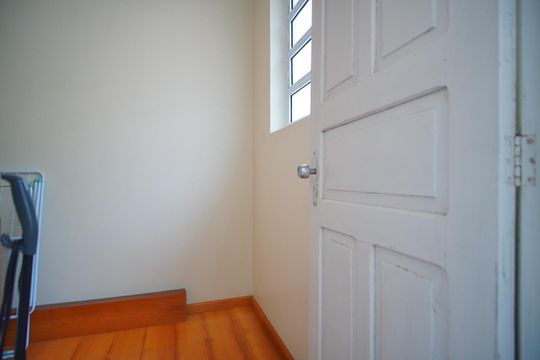 Quarto de Serviço de apartamento à venda com 2 quartos, 78m² em Petrópolis, Porto Alegre