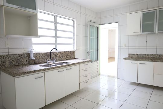 Cozinha de casa para alugar com 3 quartos, 120m² em Vila Santana, São Paulo
