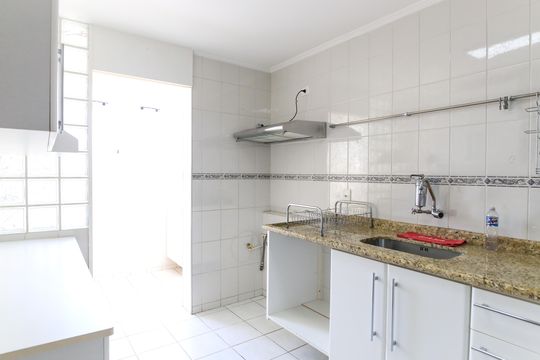Cozinha de apartamento para alugar com 2 quartos, 62m² em Jardim America, São José dos Campos