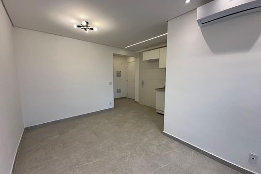 Sala de apartamento para alugar com 2 quartos, 58m² em Nova Aldeinha, Barueri