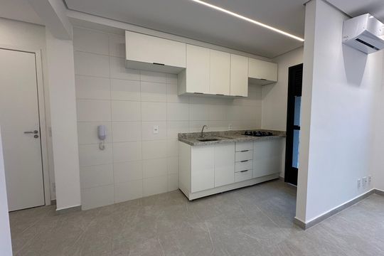 Cozinha de apartamento para alugar com 2 quartos, 58m² em Nova Aldeinha, Barueri