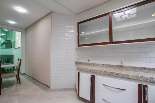 Cozinha de casa à venda com 4 quartos, 204m² em Vila Santa Teresa, Santo André