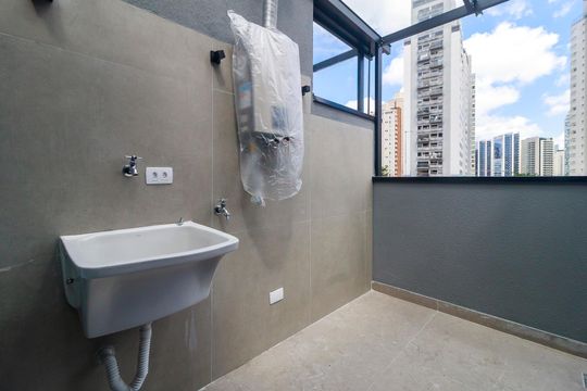 Área de Serviço de casa à venda com 3 quartos, 135m² em Santo Amaro, São Paulo
