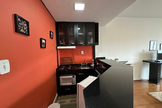 Cozinha de kitnet/studio para alugar com 1 quarto, 42m² em Alphaville Industrial, Barueri