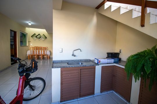 Quintal de casa para alugar com 4 quartos, 200m² em Jardim Sao Luiz, São Paulo
