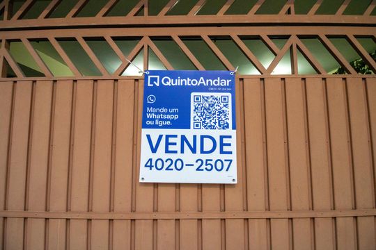 Placa de casa para alugar com 4 quartos, 200m² em Jardim Sao Luiz, São Paulo