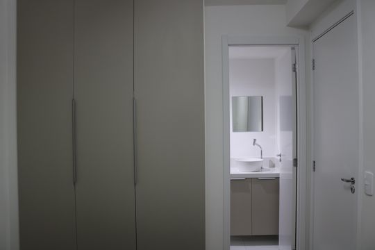 Suíte de apartamento para alugar com 1 quarto, 28m² em Parque Industrial Tomas Edson, São Paulo